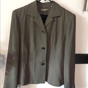 Valerie separates blazer